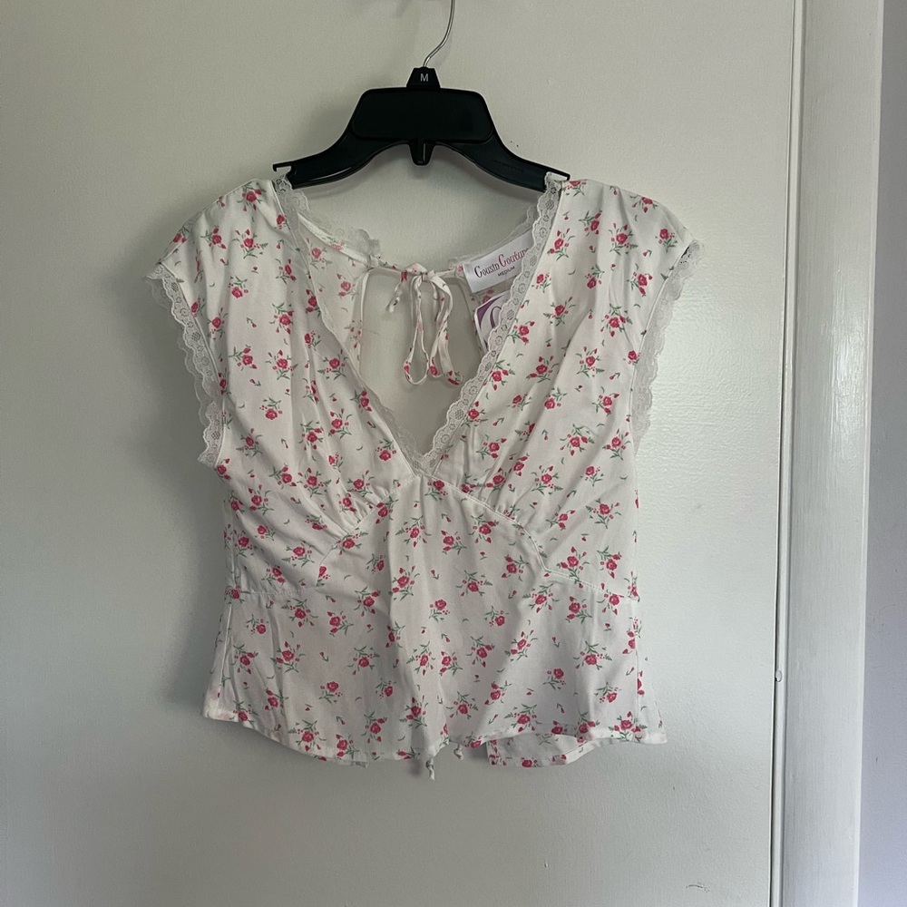 Floral Open-Back Blouse with Ruched V-Neck